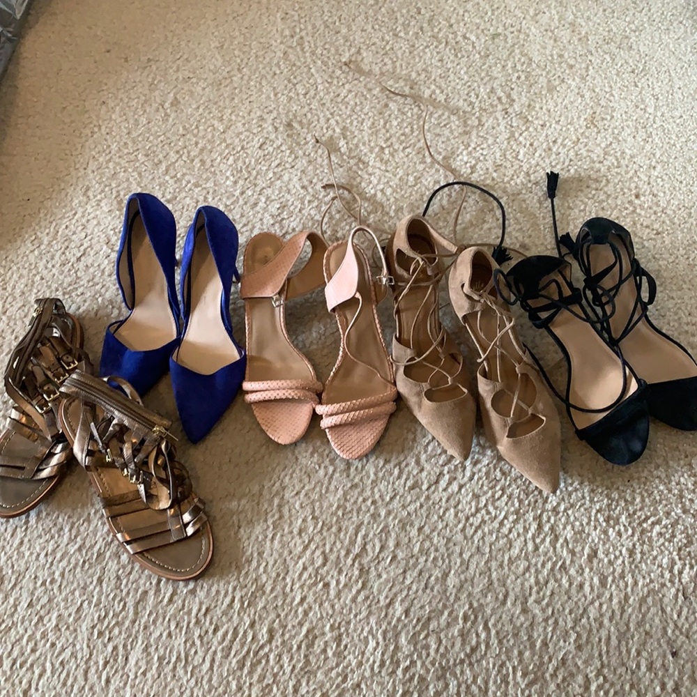 Entire lot of shoes.  All Banana Republic.